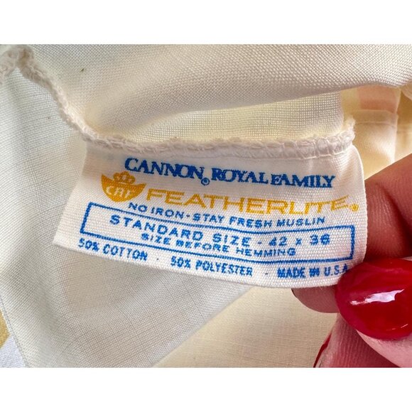 Vintage 70s pillowcase, striped pink yellow and white, single pillow sham - Picture 7 of 9